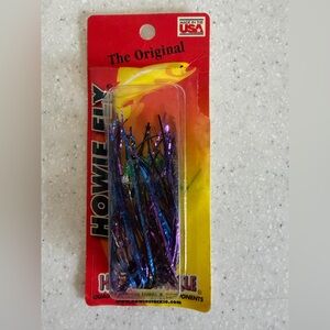 NEW Howie’s Tackle Howie Fly Fishing Lure Purple & Blue Tinsel.